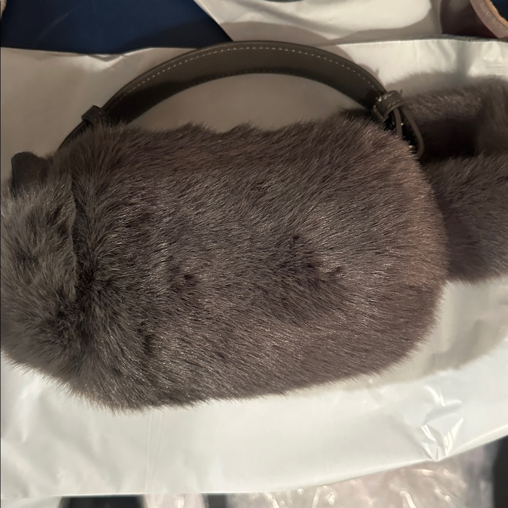 Adorably cute fluffy Cat Purse Plush Soft cat tail zipper Gray $122 handmade - Picture 4 of 8